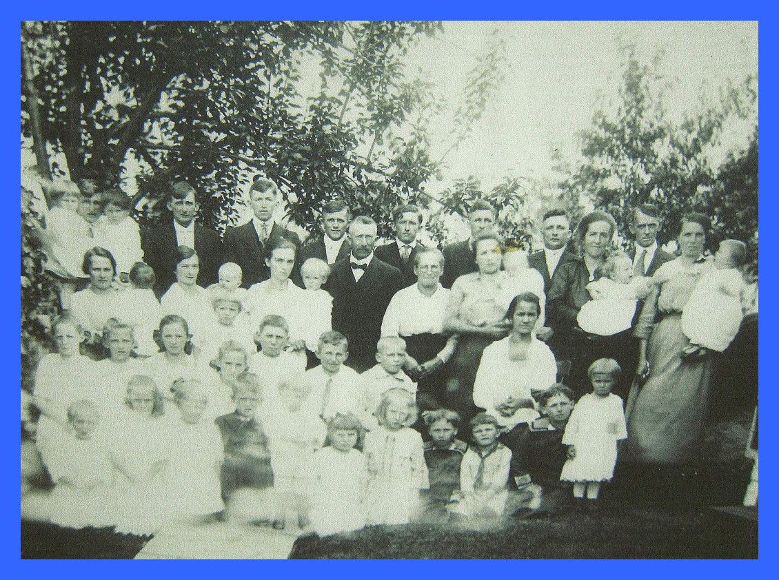 straubfamily1921-001