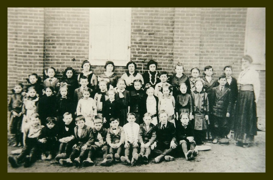 1915stonehillschool