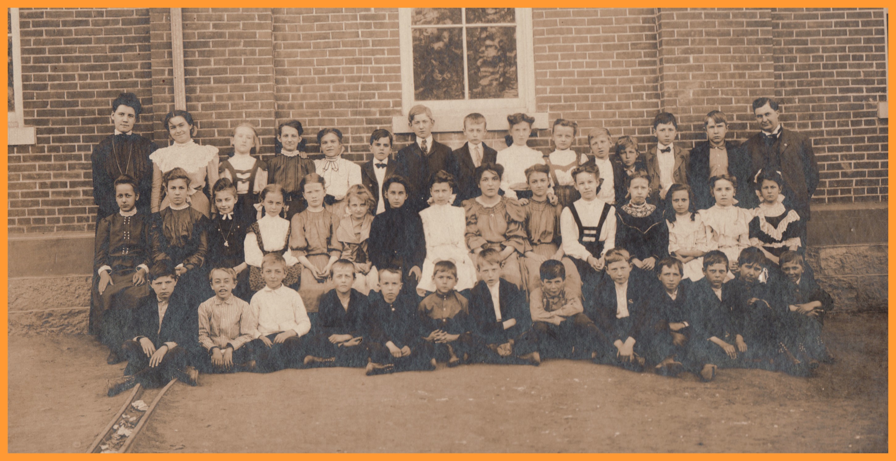 1907gradeschool-001